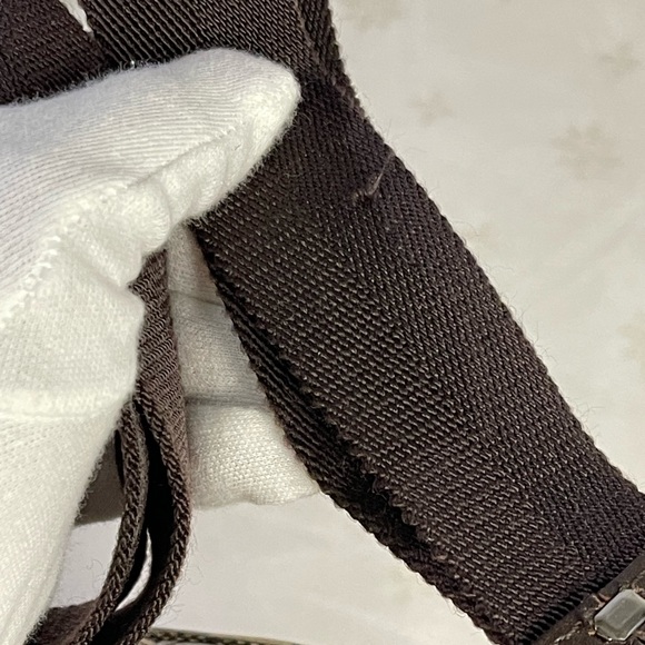 GUCCI canvass messenger bag - Picture 8 of 16